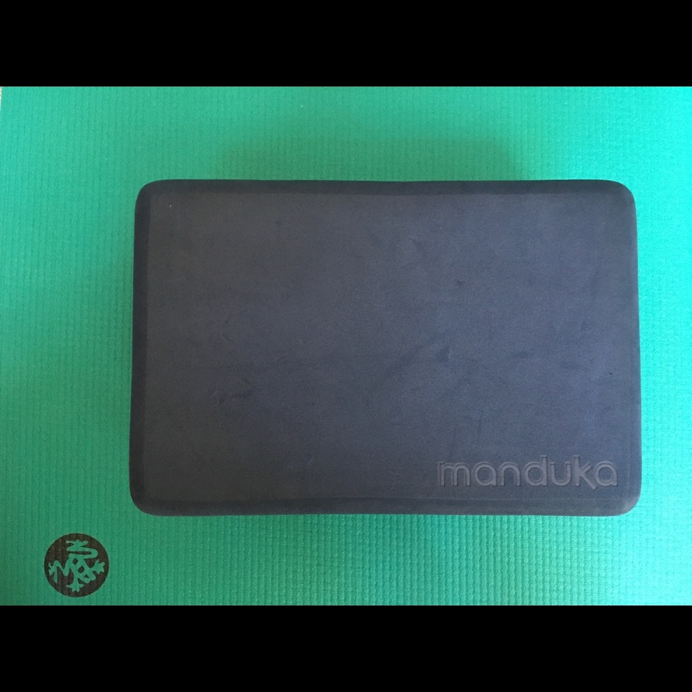 Manduka Recycled Foam Block - Picture 3 of 3